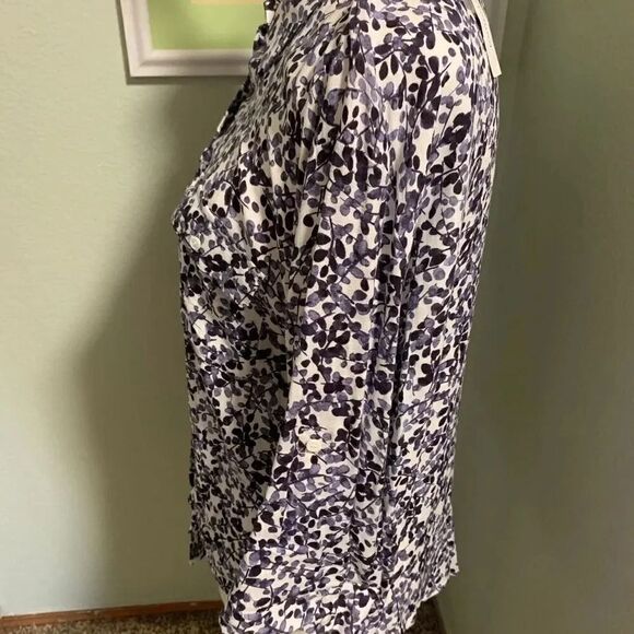 NWT Westbound Adjustable Sleeve Button Up Top #43 - Picture 2 of 5